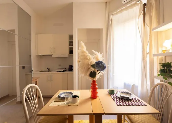 Cozy Loft Prati - Centro Apartment